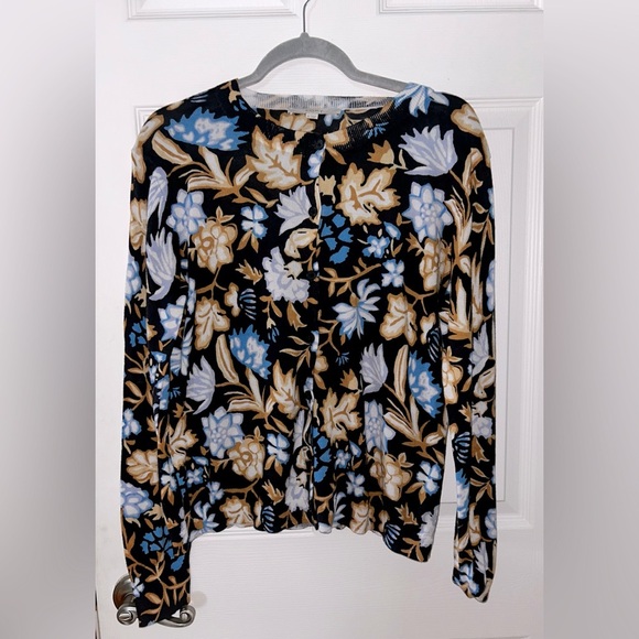 LOFT Floral Crew Neck Soft Button Up Cardigan Medium - Picture 1 of 3